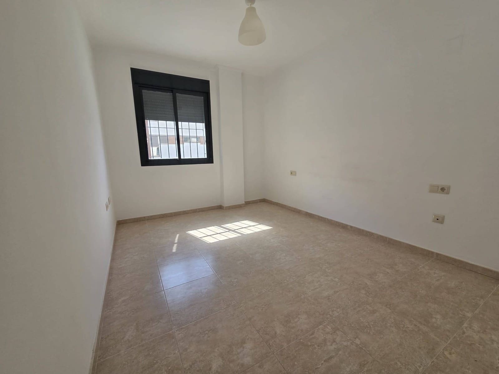 3 soverom Leilighet til salgs i Canet d'En Berenguer med garasje - € 184 000 (Ref: 9833683)