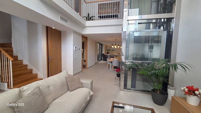 4 chambre Maison de Ville à vendre à Moncofa - 575 000 € (Ref: 9833684)
