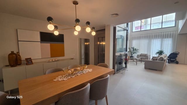 4 chambre Maison de Ville à vendre à Moncofa - 575 000 € (Ref: 9833684)