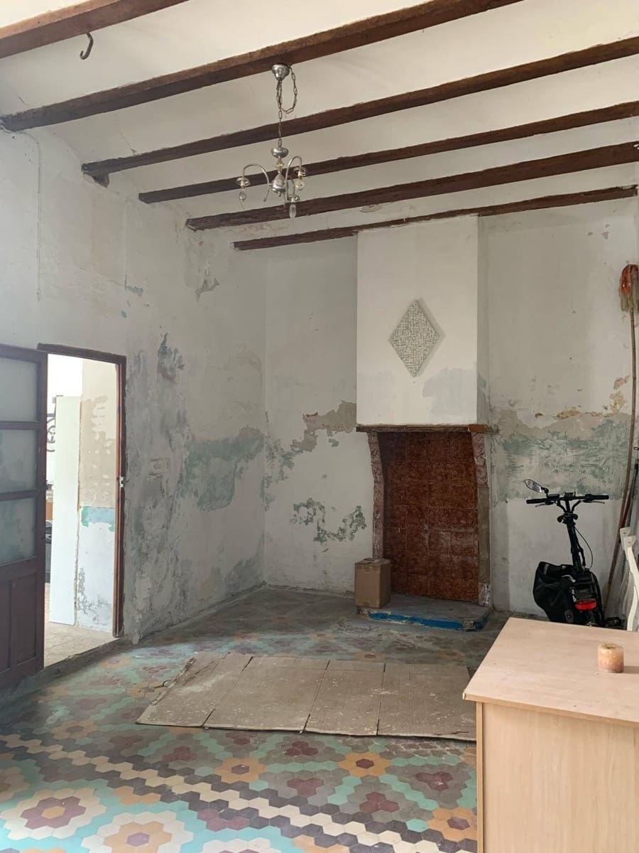 3 soverom Hus til salgs i Carcaixent - € 65 000 (Ref: 9868616)