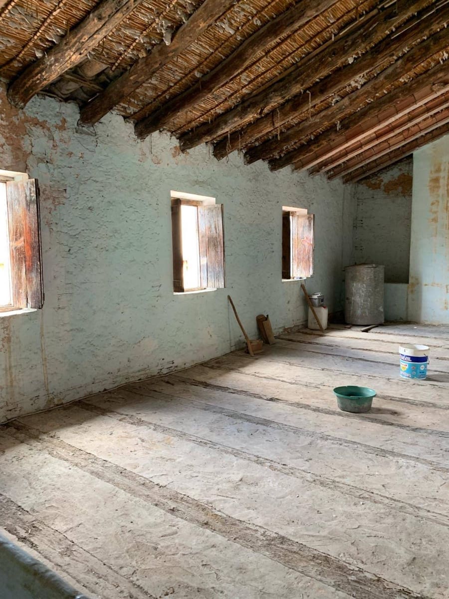 3 soverom Hus til salgs i Carcaixent - € 65 000 (Ref: 9868616)