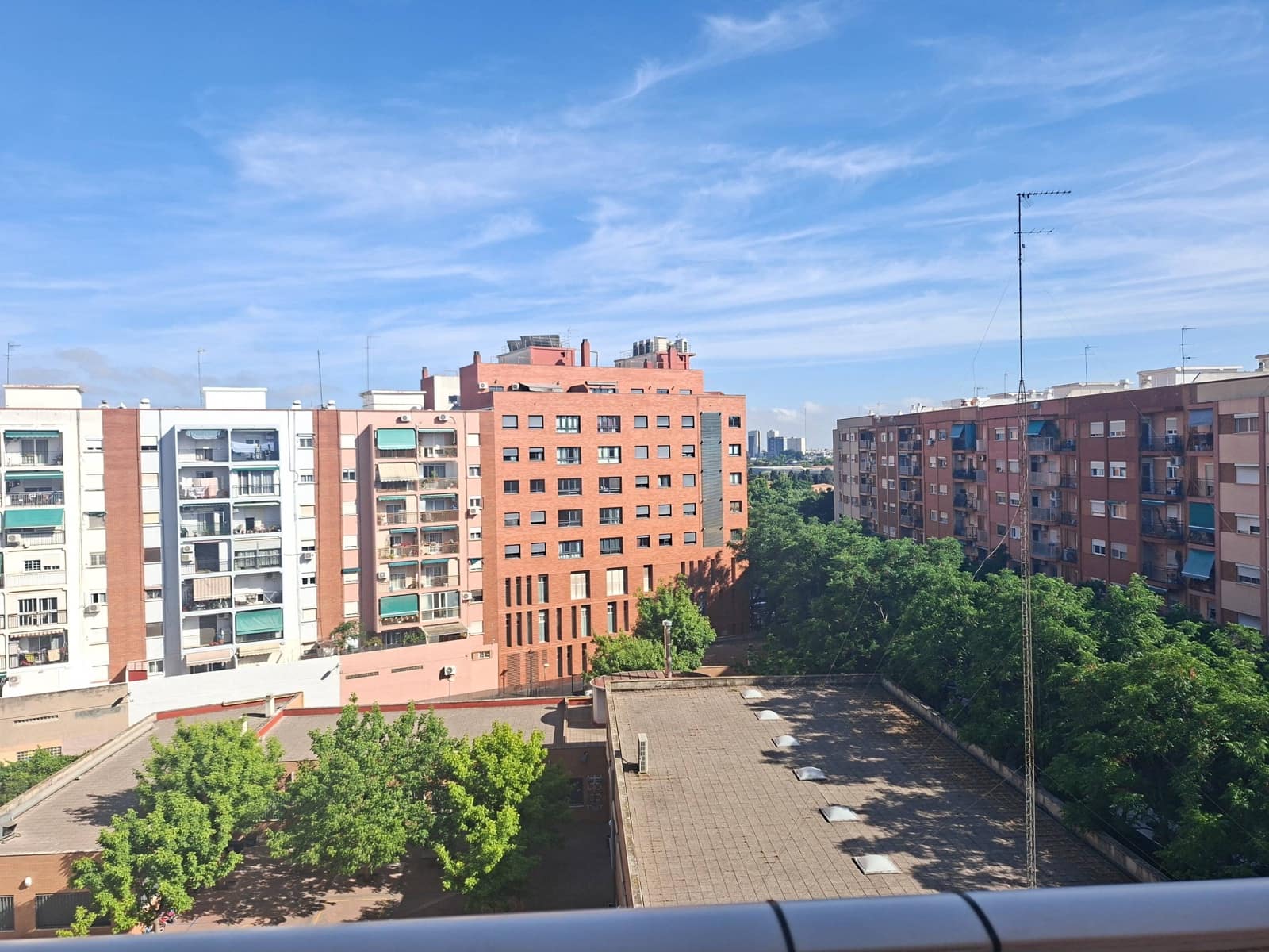 3 sypialnia Mieszkanie na sprzedaż w Miasto Walencja z garażem - 245 000 € (Ref: 9873526)