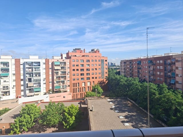 3 sypialnia Mieszkanie na sprzedaż w Sant Isidre, Miasto Walencja z garażem - 245 000 € (Ref: 9873526)