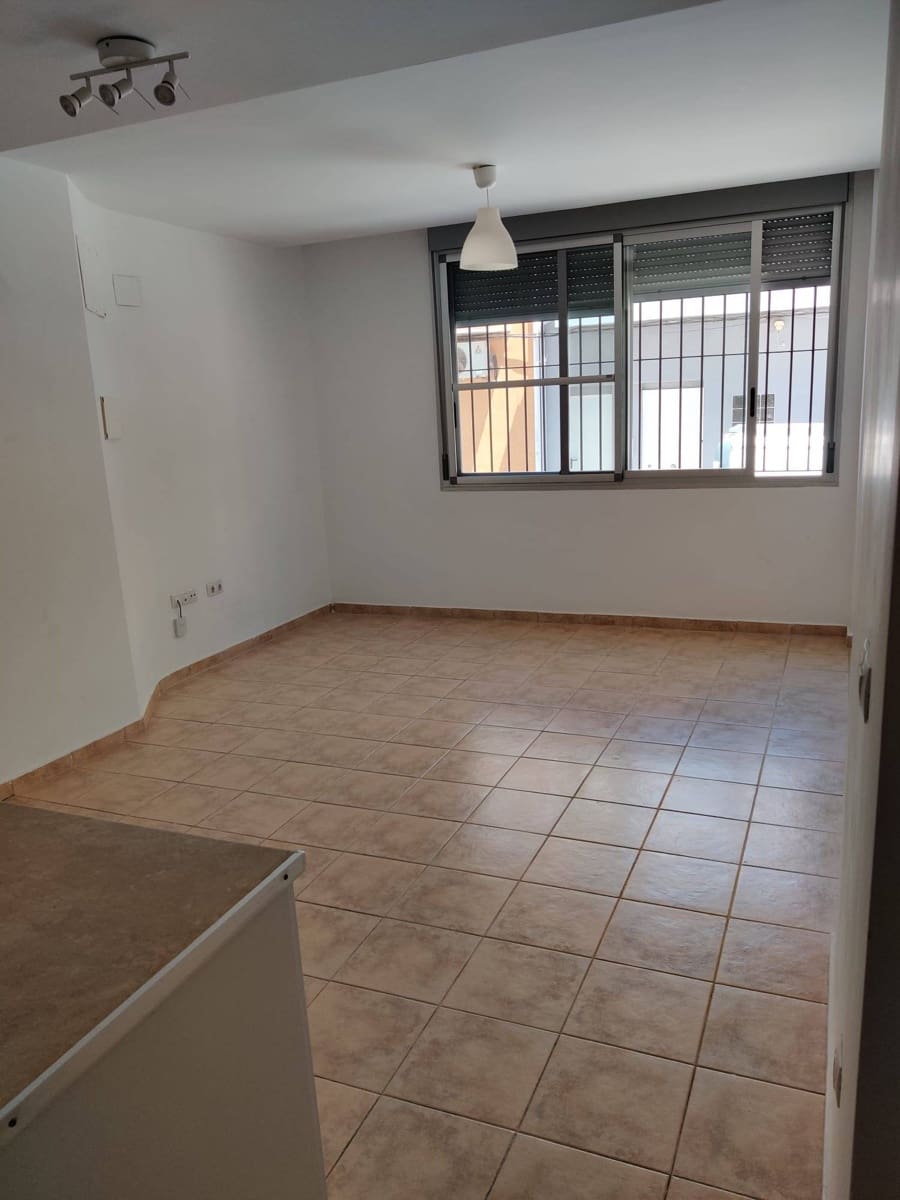7 sypialnia Apartament na sprzedaż w Sagunto / Sagunt - 620 000 € (Ref: 9889448)