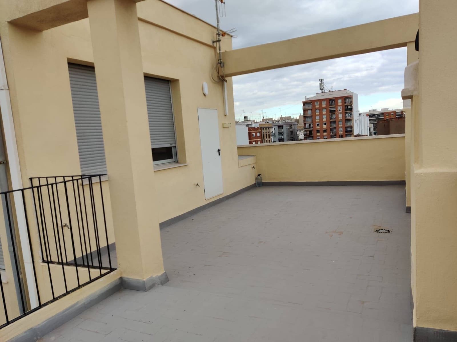 7 sypialnia Apartament na sprzedaż w Sagunto / Sagunt - 620 000 € (Ref: 9889448)