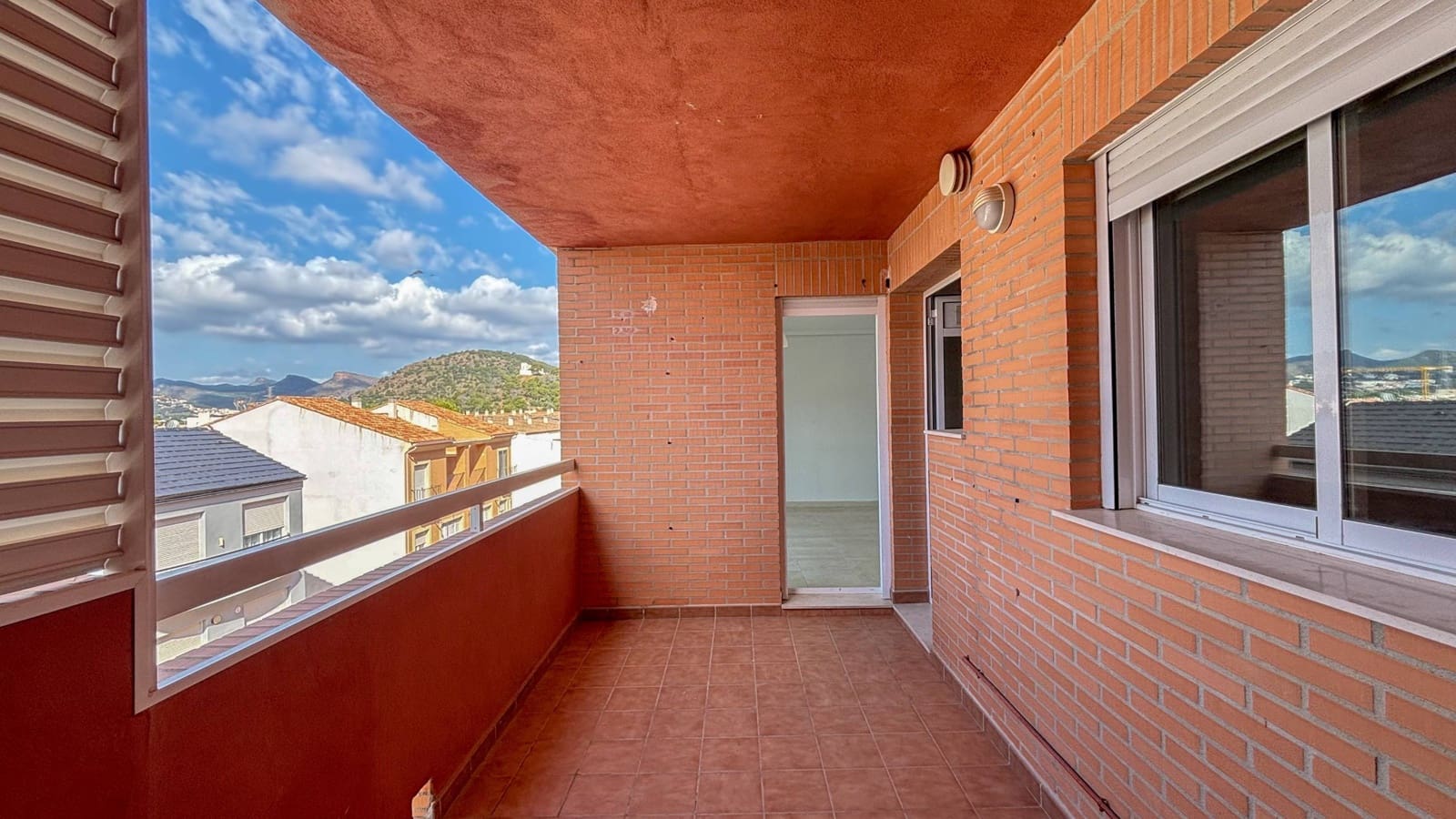 3 Zimmer Wohnung zu verkaufen in Sagunto / Sagunt mit Garage - 239.000 € (Ref: 9899195)
