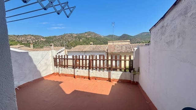 5 sypialnia Dom na sprzedaż w Marines - 120 000 € (Ref: 9940002)