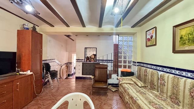 5 sypialnia Dom na sprzedaż w Marines - 120 000 € (Ref: 9940002)