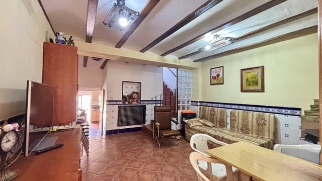 5 sypialnia Dom na sprzedaż w Marines - 120 000 € (Ref: 9940002)