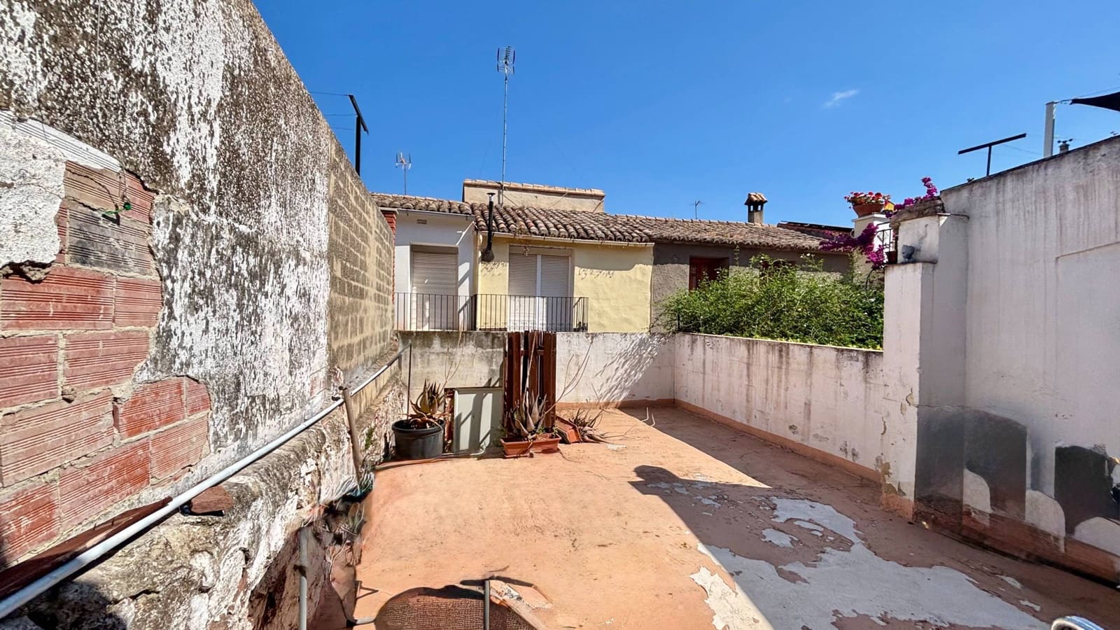 5 sypialnia Dom na sprzedaż w Marines - 120 000 € (Ref: 9940002)