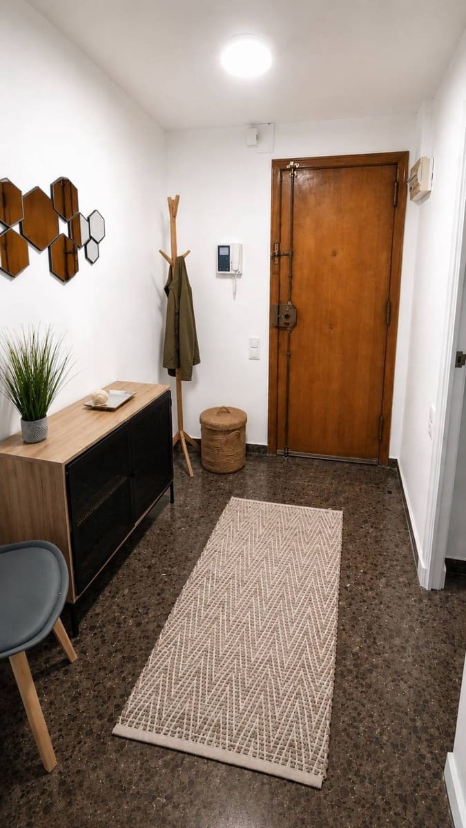 Piso de 4 habitaciones en València ciudad en alquiler - 1.800 € (Ref: 9965307)