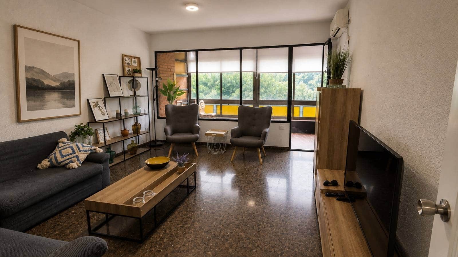 Piso de 4 habitaciones en València ciudad en alquiler - 1.800 € (Ref: 9965307)