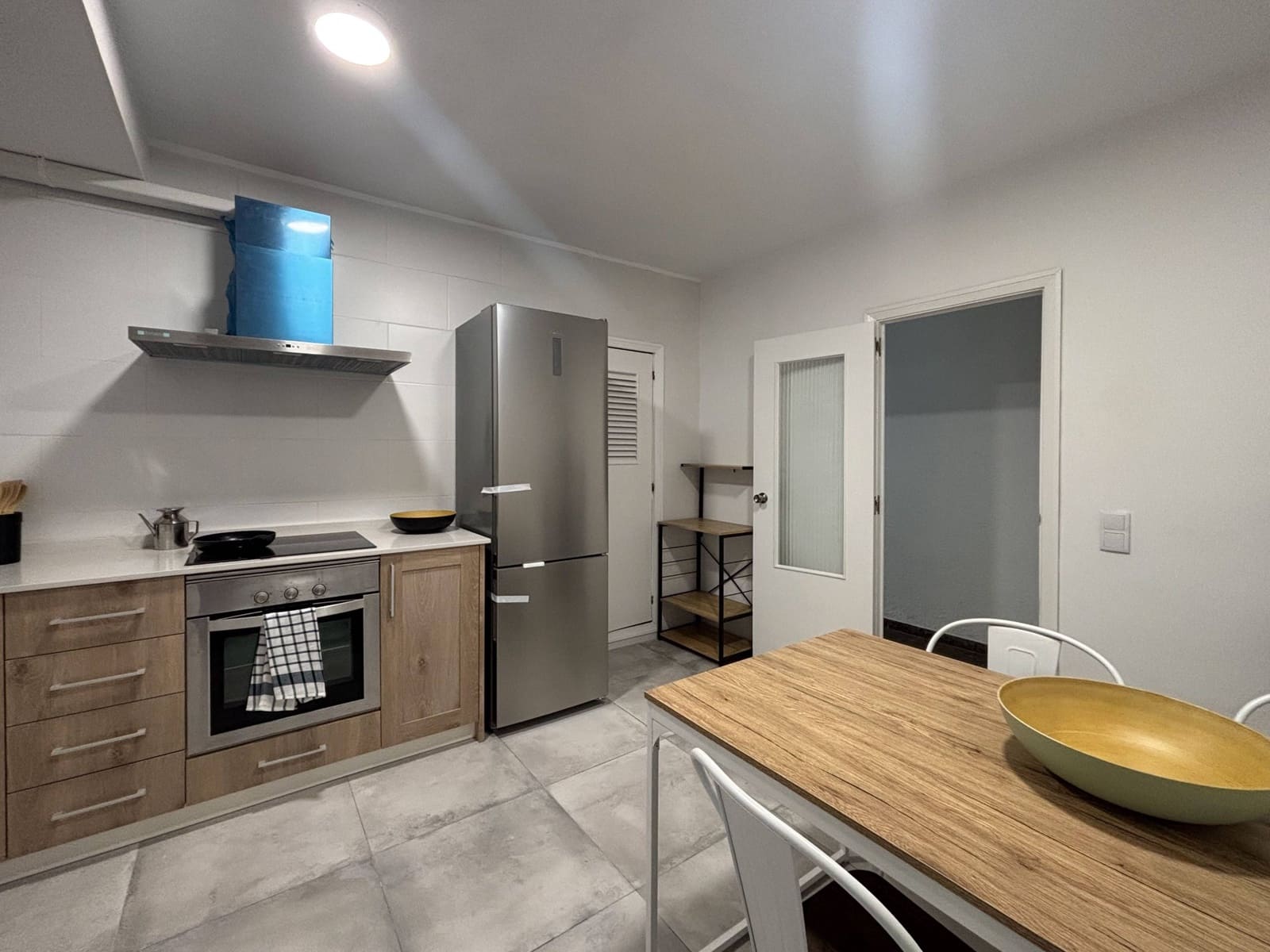 Piso de 4 habitaciones en València ciudad en alquiler - 1.800 € (Ref: 9965307)