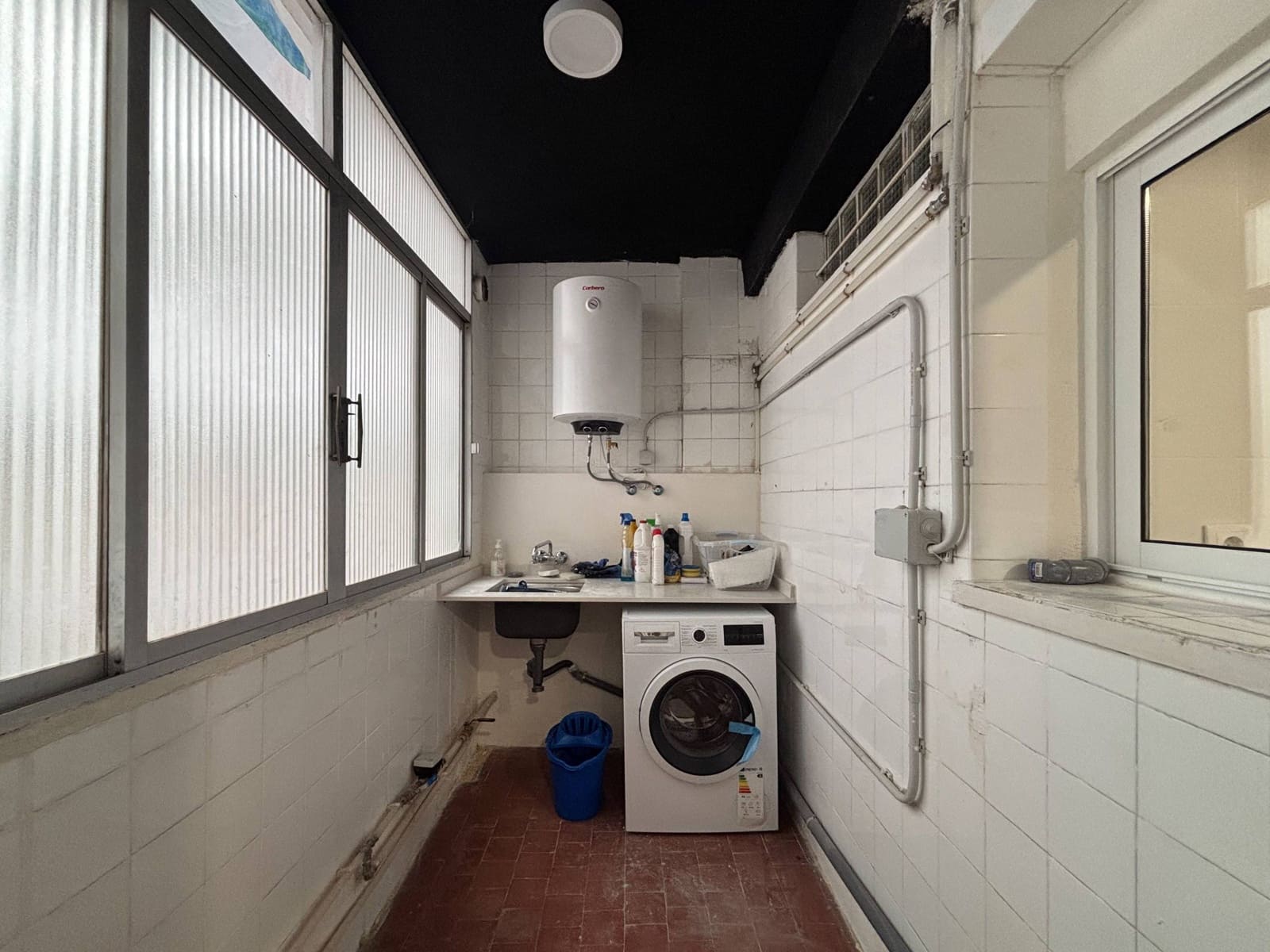 Piso de 4 habitaciones en València ciudad en alquiler - 1.800 € (Ref: 9965307)