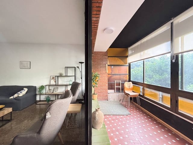 4 quarto Apartamento para arrendar em Arrancapins, Valência cidade - 1 800 € (Ref: 9965307)