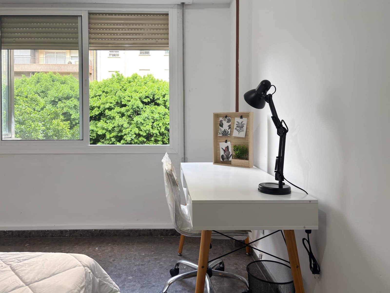 Piso de 4 habitaciones en València ciudad en alquiler - 1.800 € (Ref: 9965307)
