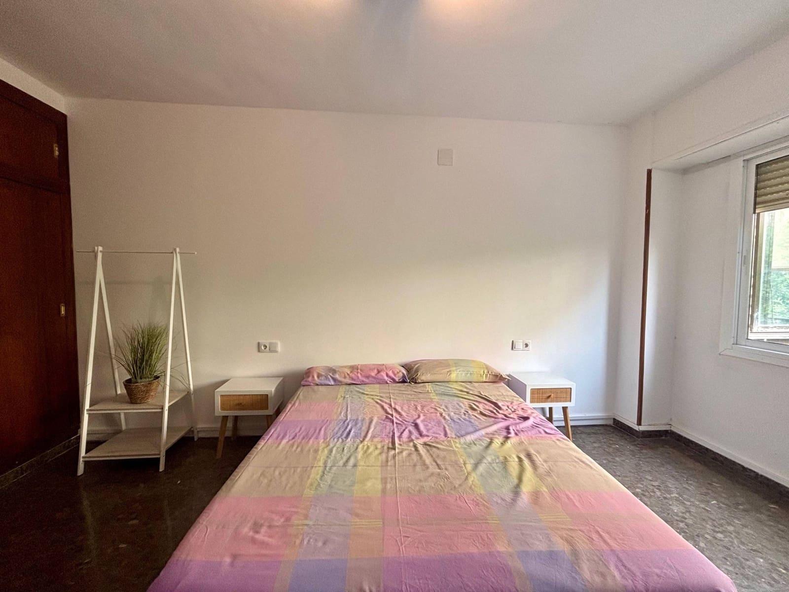 Piso de 4 habitaciones en València ciudad en alquiler - 1.800 € (Ref: 9965307)