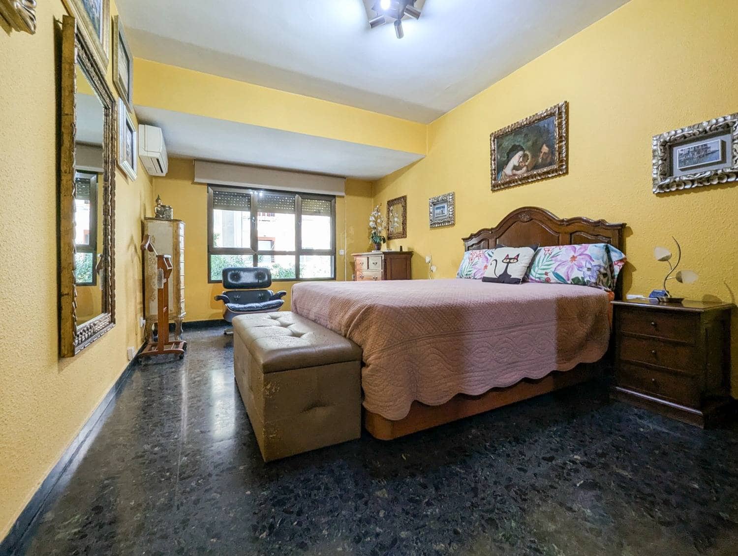 5 makuuhuone Asunto myytävänä paikassa Valencia kaupunki - 550 000 € (Ref: 9986895)