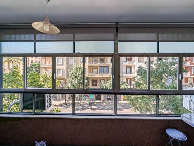 5 soveværelse Lejlighed til salg i La Roqueta, Valencia by - € 550.000 (Ref: 9986895)