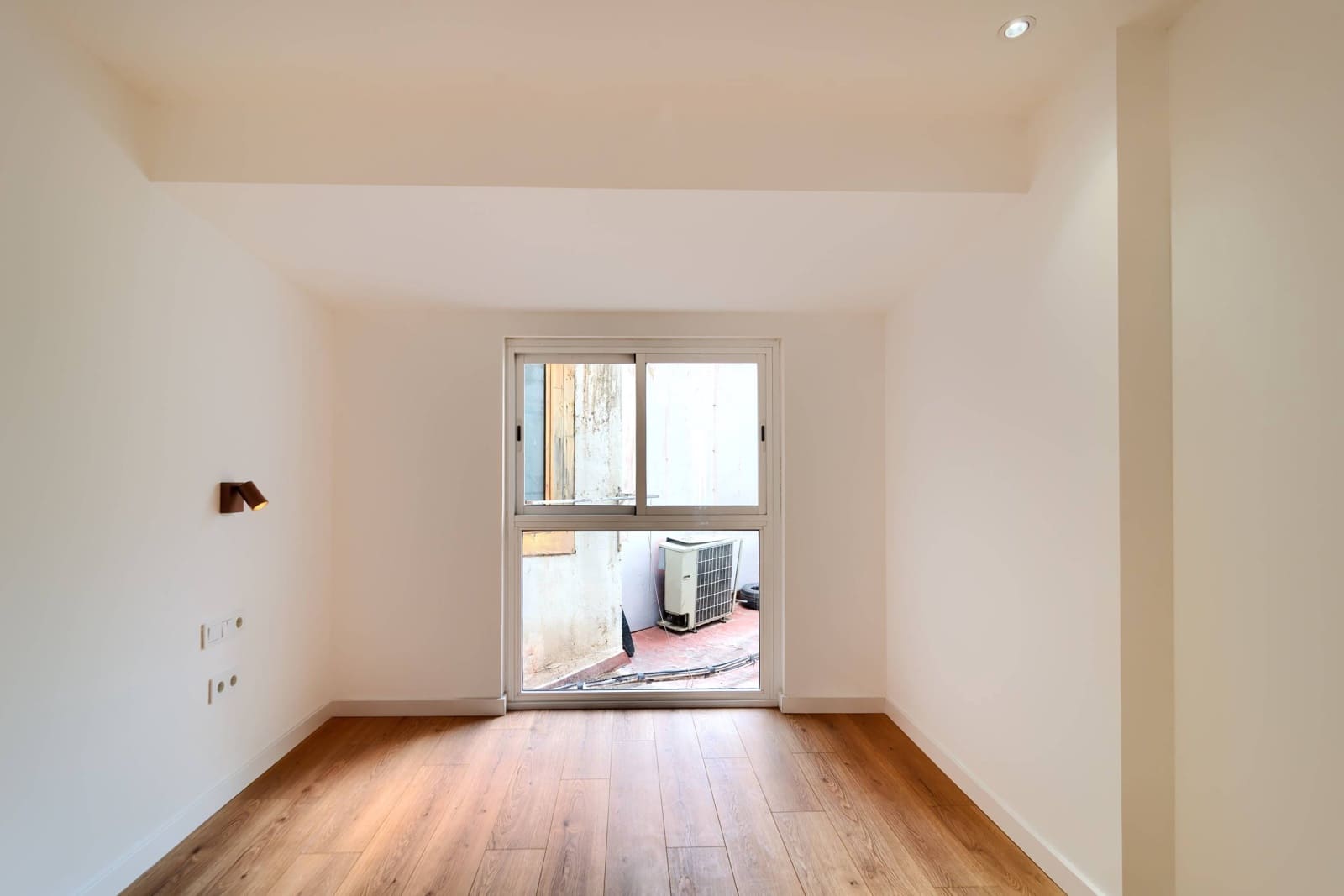 2 bedroom Flat for sale in Valencia city - € 339,000 (Ref: 9998839)