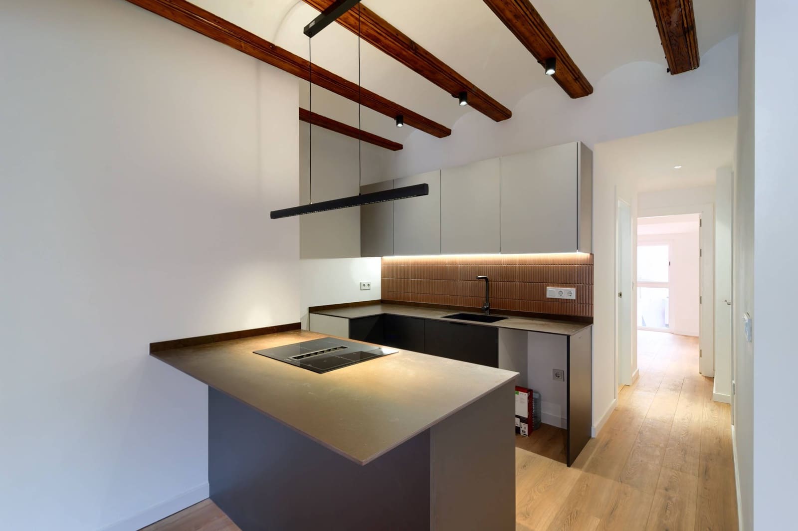 2 bedroom Flat for sale in Valencia city - € 339,000 (Ref: 9998839)