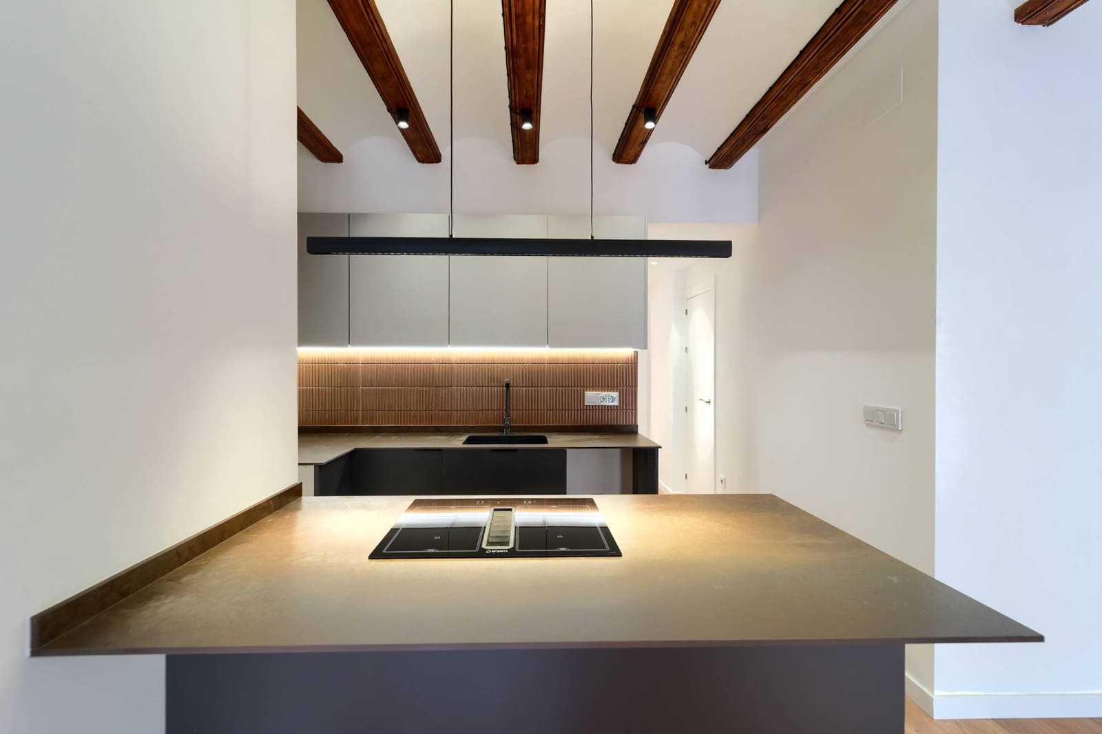 2 bedroom Flat for sale in Valencia city - € 339,000 (Ref: 9998839)