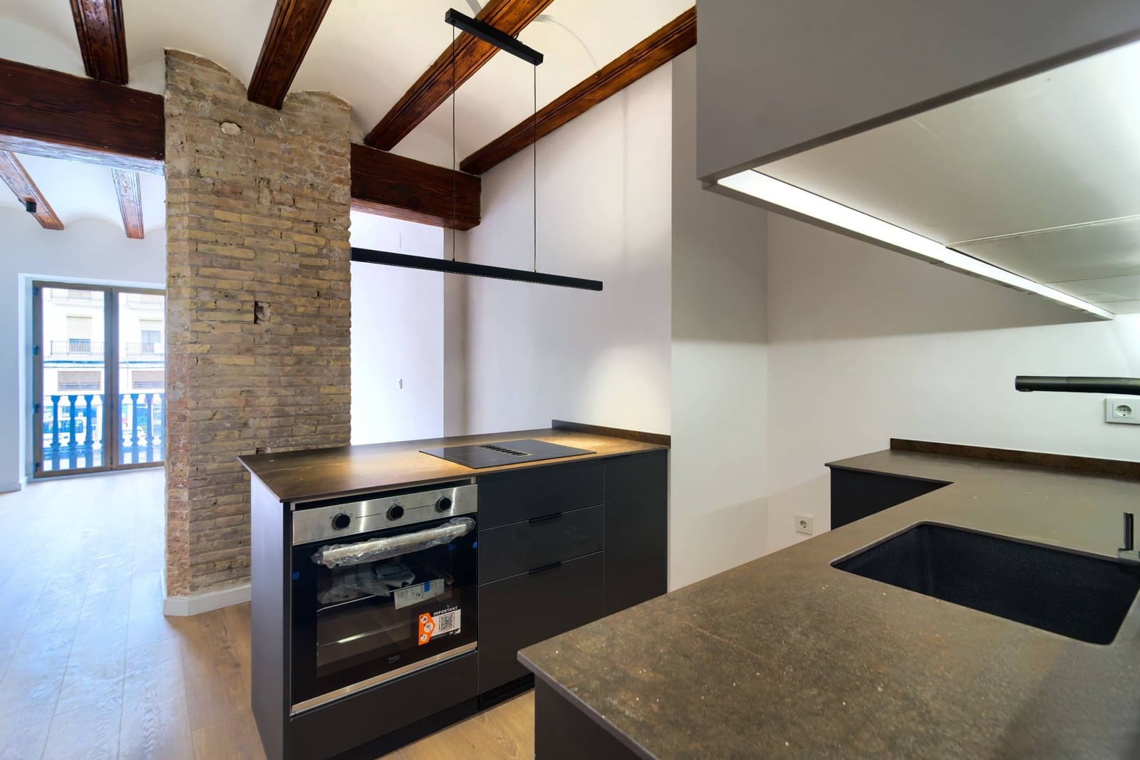 2 bedroom Flat for sale in Valencia city - € 339,000 (Ref: 9998839)