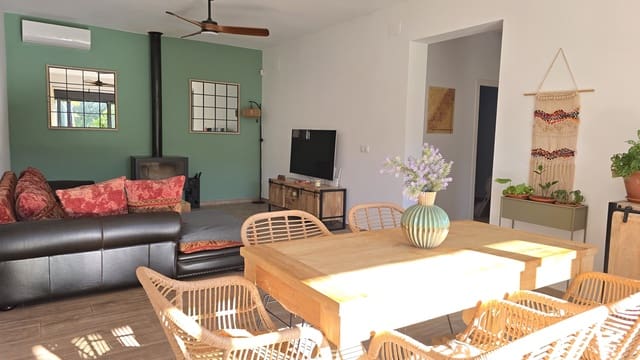 4 soveværelse Finca/Landehus til salg i Pilas - € 320.000 (Ref: 9632636)