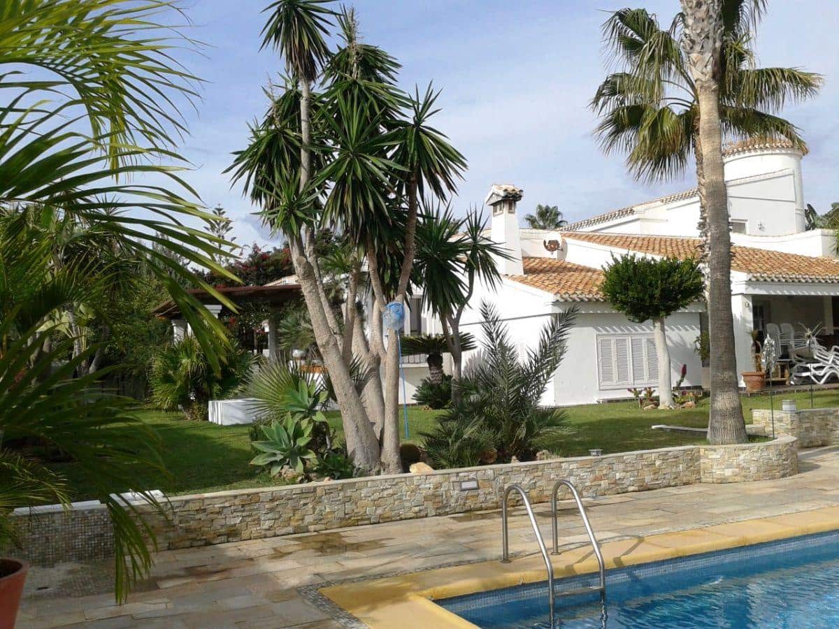 5 bedroom Villa for sale in Mojacar with pool garage - € 860,000 (Ref: 5827423)