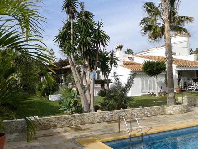Chalet de 5 habitaciones en Mojácar en venta con piscina garaje - 860.000 € (Ref: 5827423)