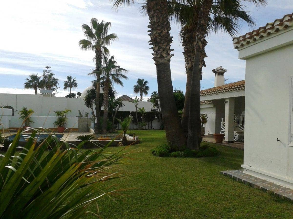 5 bedroom Villa for sale in Mojacar with pool garage - € 860,000 (Ref: 5827423)