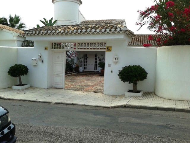 Chalet de 5 habitaciones en Mojácar en venta con piscina garaje - 860.000 € (Ref: 5827423)
