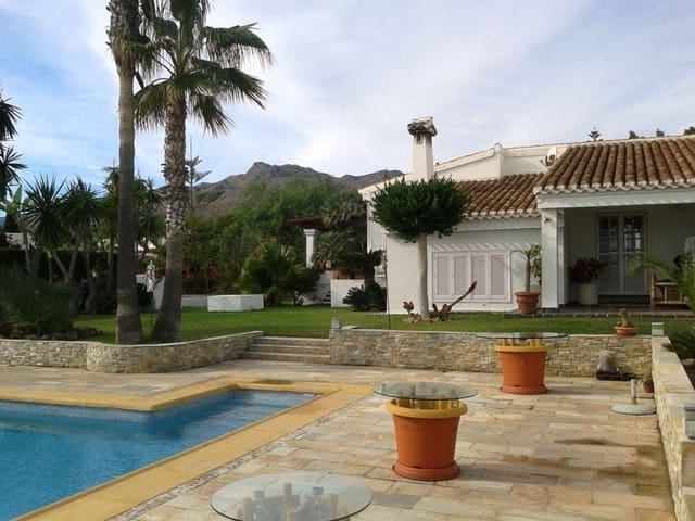 Chalet de 5 habitaciones en Mojácar en venta con piscina garaje - 860.000 € (Ref: 5827423)