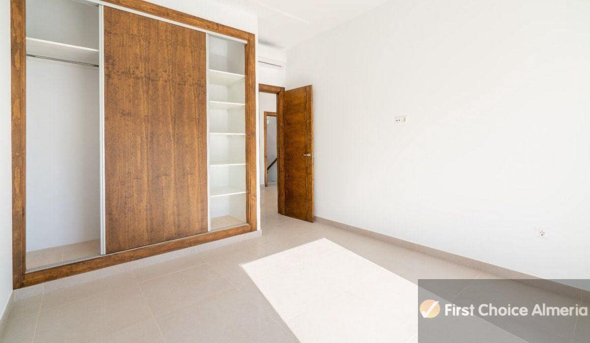 4 sypialnia Willa na sprzedaż w Mojacar z basenem garażem - 790 000 € (Ref: 5827441)