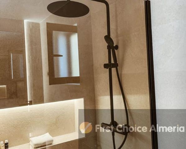 4 quarto Moradia para venda em Desert Springs, Cuevas del Almanzora com piscina garagem - 425 000 € (Ref: 5933975)