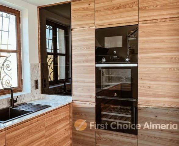 4 quarto Moradia para venda em Desert Springs, Cuevas del Almanzora com piscina garagem - 425 000 € (Ref: 5933975)