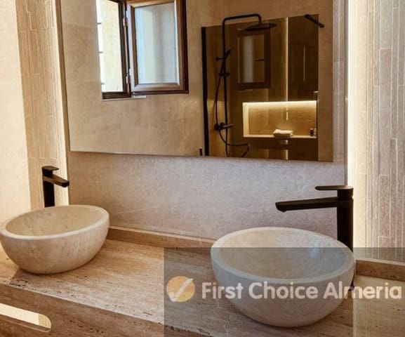 4 quarto Moradia para venda em Desert Springs, Cuevas del Almanzora com piscina garagem - 425 000 € (Ref: 5933975)