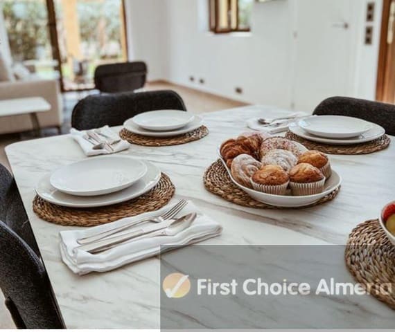 4 quarto Moradia para venda em Desert Springs, Cuevas del Almanzora com piscina garagem - 425 000 € (Ref: 5933975)