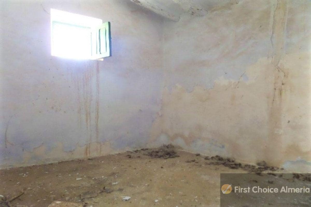 8 soveværelse Villa til salg i El Margen - € 24.995 (Ref: 5936021)