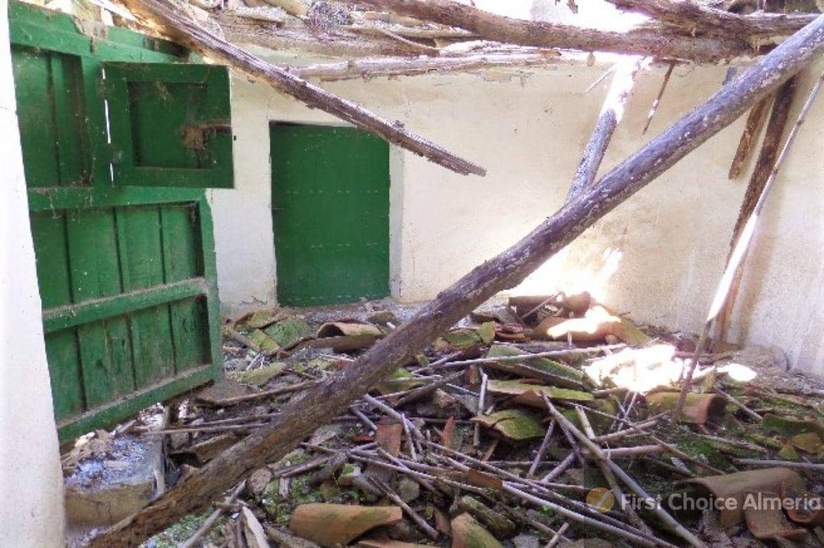 8 soveværelse Villa til salg i El Margen - € 24.995 (Ref: 5936021)