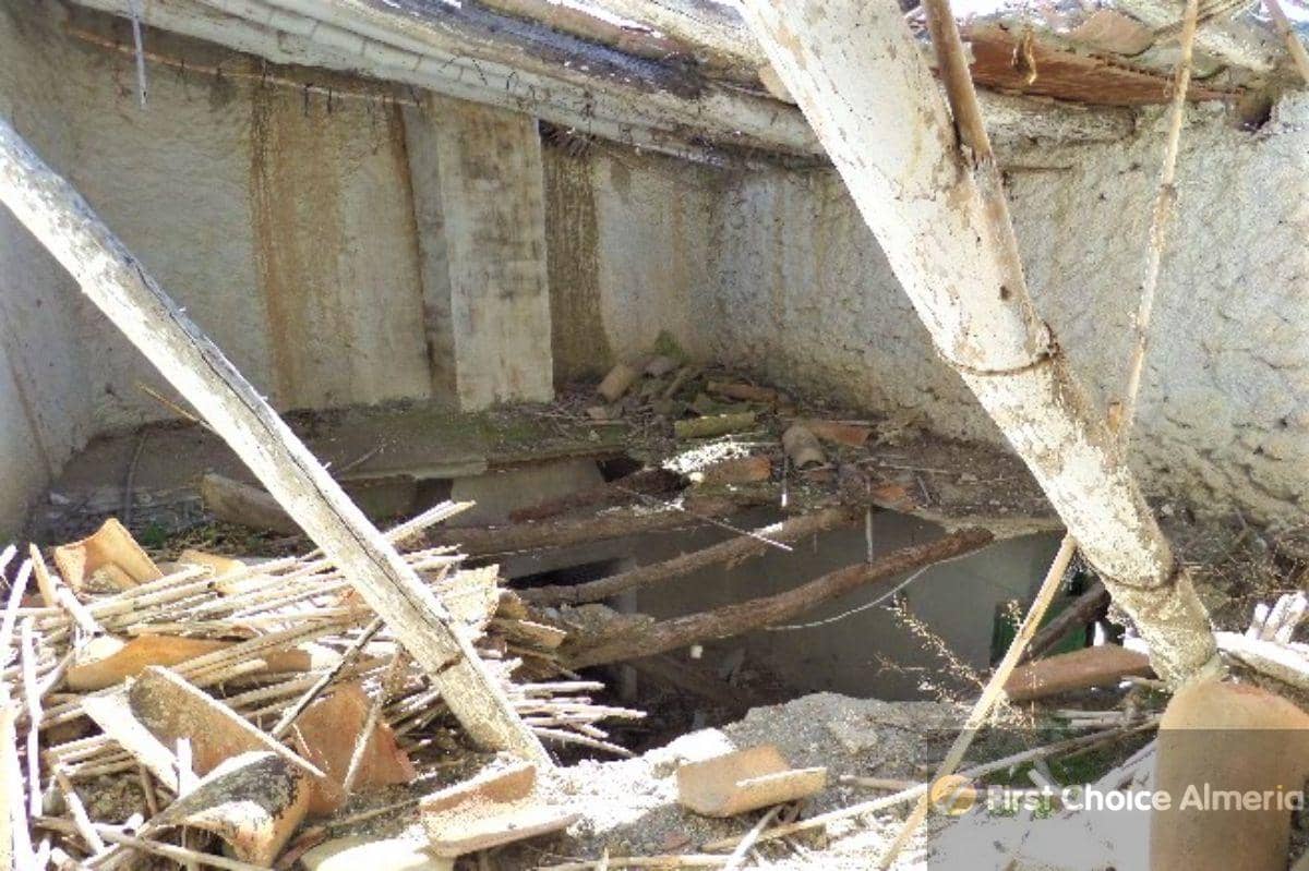 8 soveværelse Villa til salg i El Margen - € 24.995 (Ref: 5936021)