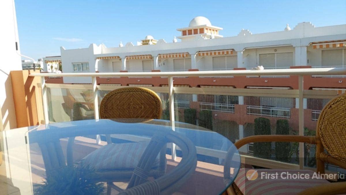 Apartamento de 2 habitaciones en Vera en venta con piscina garaje - 285.000 € (Ref: 6066205)