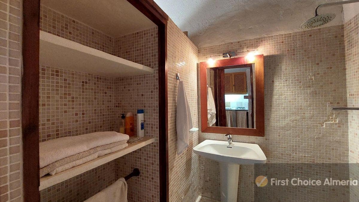 6 sypialnia Willa na sprzedaż w Cuevas del Almanzora z basenem - 350 000 € (Ref: 6974041)