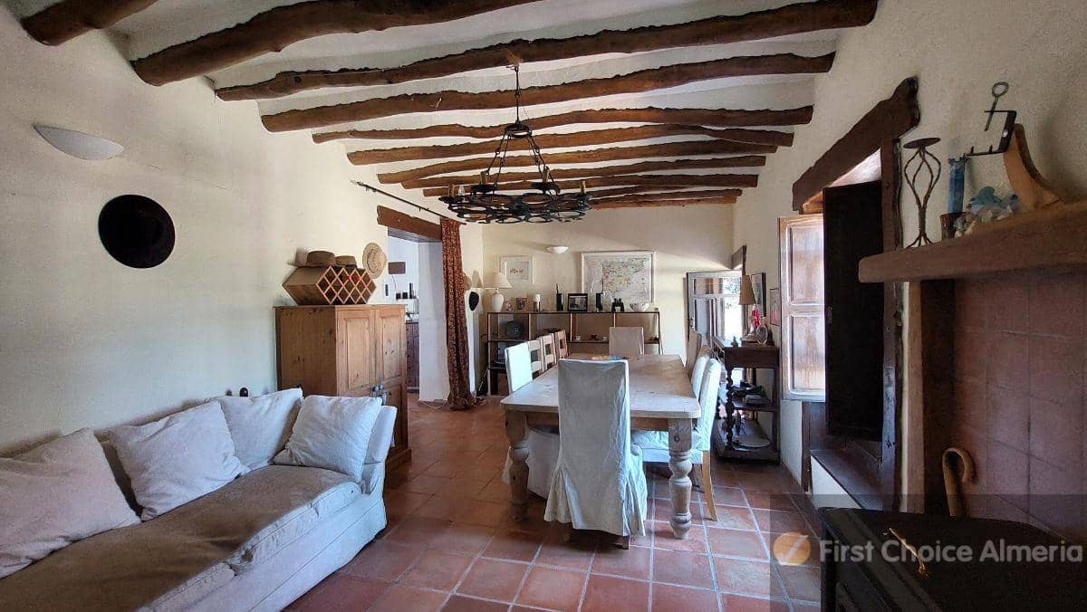 6 sypialnia Willa na sprzedaż w Cuevas del Almanzora z basenem - 350 000 € (Ref: 6974041)