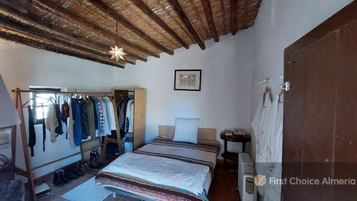 6 sypialnia Willa na sprzedaż w Cuevas del Almanzora z basenem - 350 000 € (Ref: 6974041)