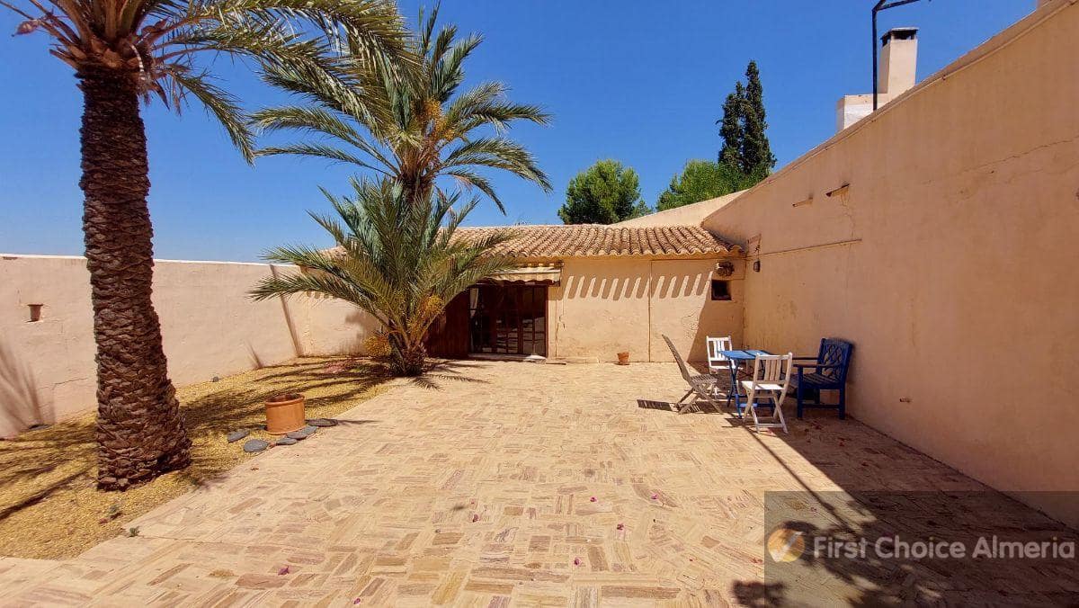 6 sypialnia Willa na sprzedaż w Cuevas del Almanzora z basenem - 350 000 € (Ref: 6974041)