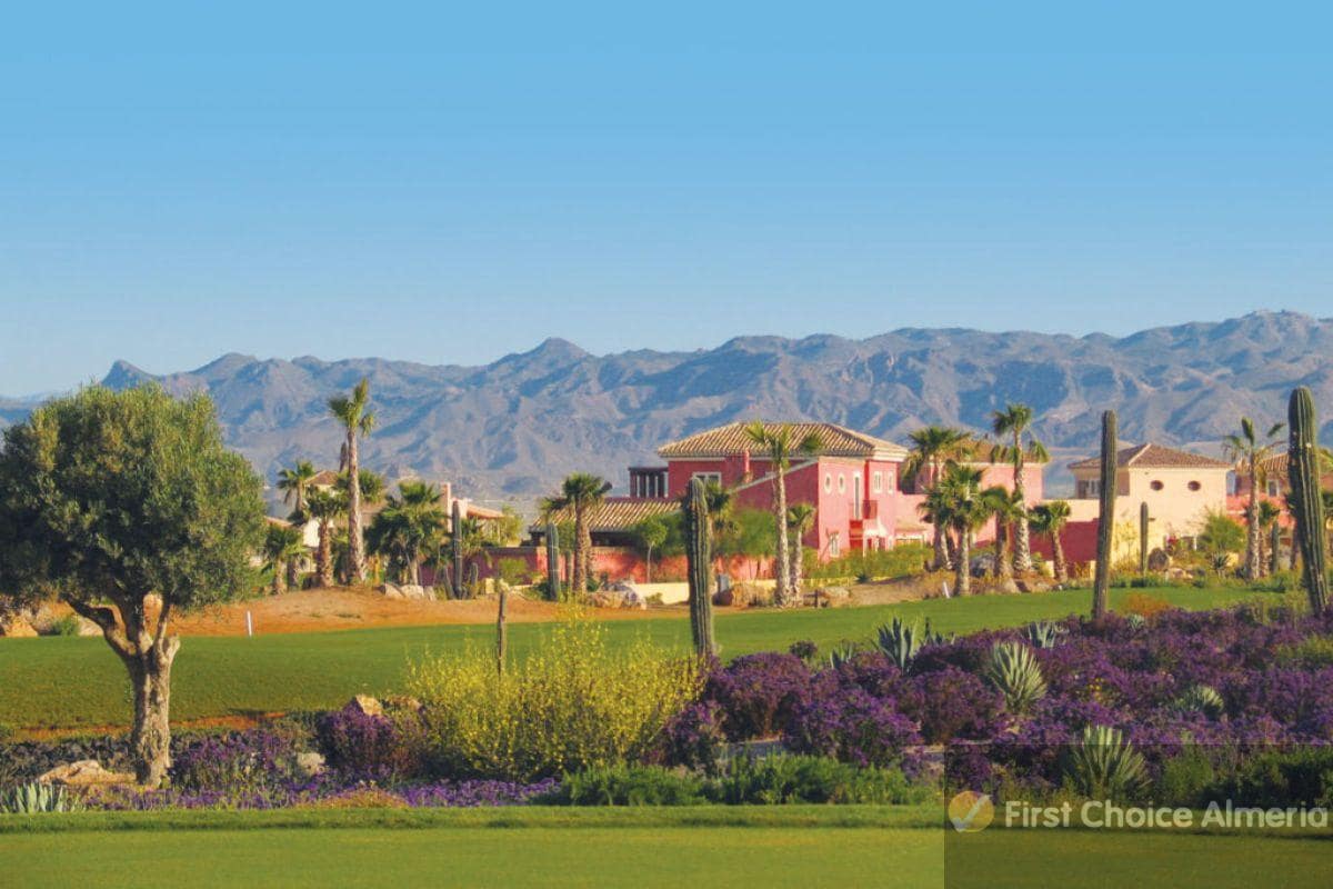 5 soveværelse Villa til salg i Cuevas del Almanzora med swimmingpool - € 1.000.000 (Ref: 7945021)