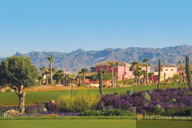 5 soveværelse Villa til salg i Cuevas del Almanzora med swimmingpool - € 1.000.000 (Ref: 7945021)