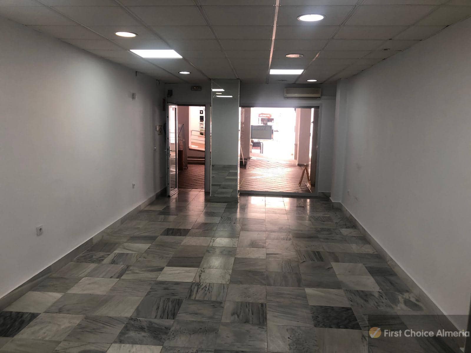 Kommersiell til salgs i Mojacar - € 150 000 (Ref: 7945028)