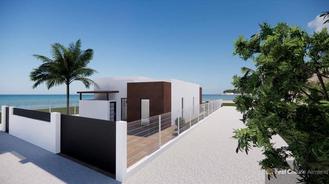 3 makuuhuone Huvila myytävänä paikassa Almería kaupunki mukana uima-altaan 
autotalli - 324 000 € (Ref: 8208052)